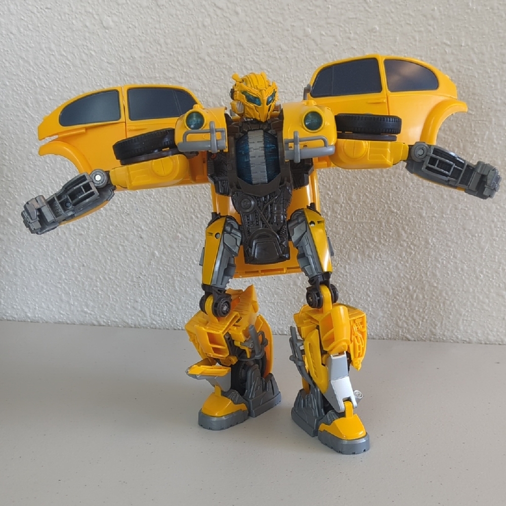 Transformers: Bumblebee Movie Toys, Power Charge Bumblebee Action Figure